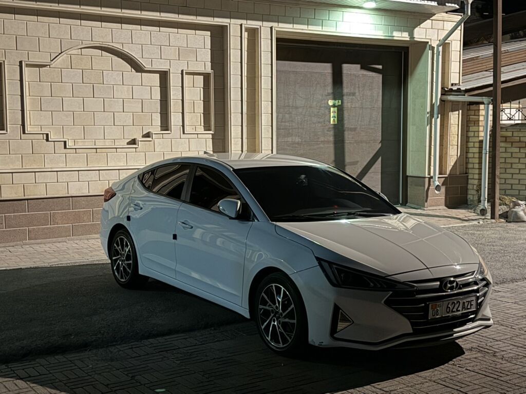 Hyundai Avante: 2019 г., 1.6 л, Автомат, Бензин, Седан: фото 2