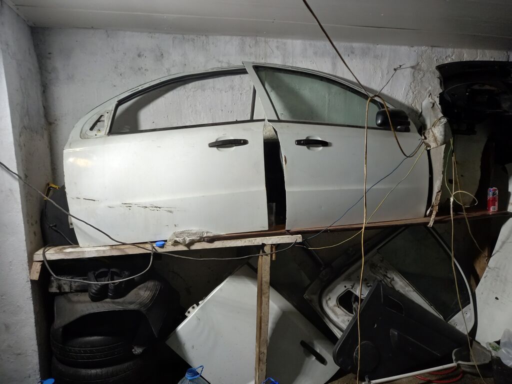 Ravon R3 Qapilari. chevrolet Aveo T250 kapotu ve qapilar . ravon r3