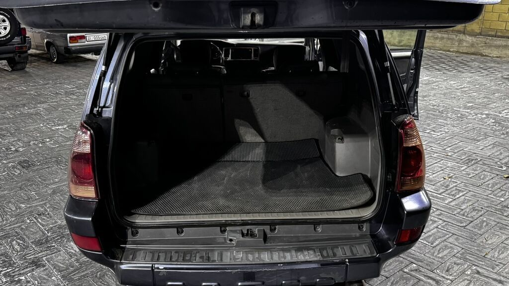 Toyota 4Runner: 2004 г., 4 л, Автомат, Бензин, Внедорожник: фото 5