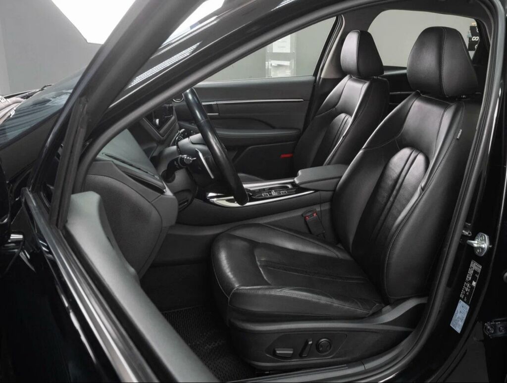 Hyundai Sonata: 2019 г., 2 л, Автомат, Газ: фото 3