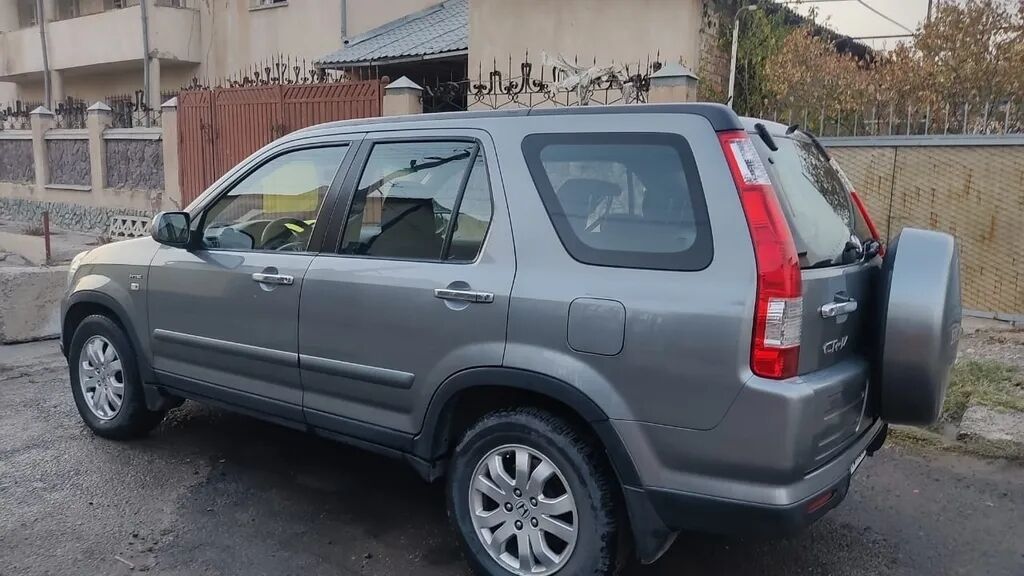 Honda CR-V: 2006 г., 2 л, Автомат, Бензин, Кроссовер: фото 2