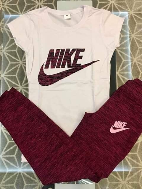 Ženske majice: Nike komplet
pamuk sa elastinom
xs do 3xl na lalafo.rs Nike komplet
pamuk sa elastinom
xs do 3xl - Beograd