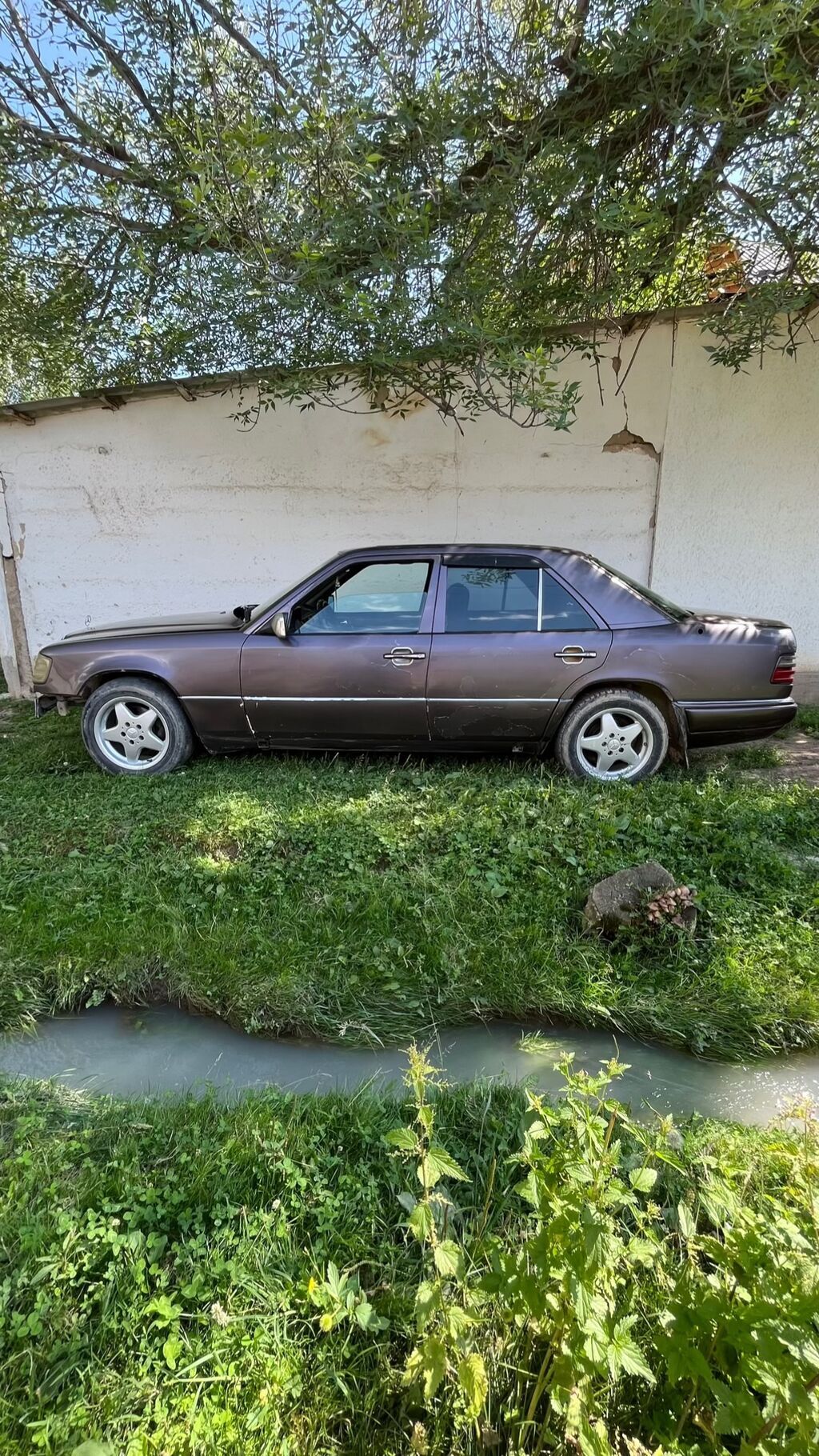 Mercedes-Benz W124: 1990 г., 2.2 л, Механика, Бензин, Седан: фото 3