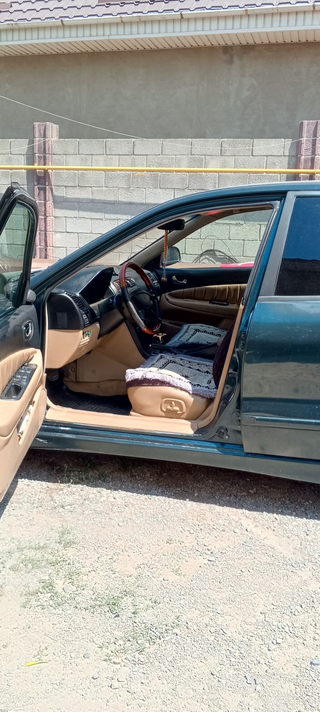 Mitsubishi Galant: 2001 г., 2.5 л, Автомат, Бензин, Седан: фото 4