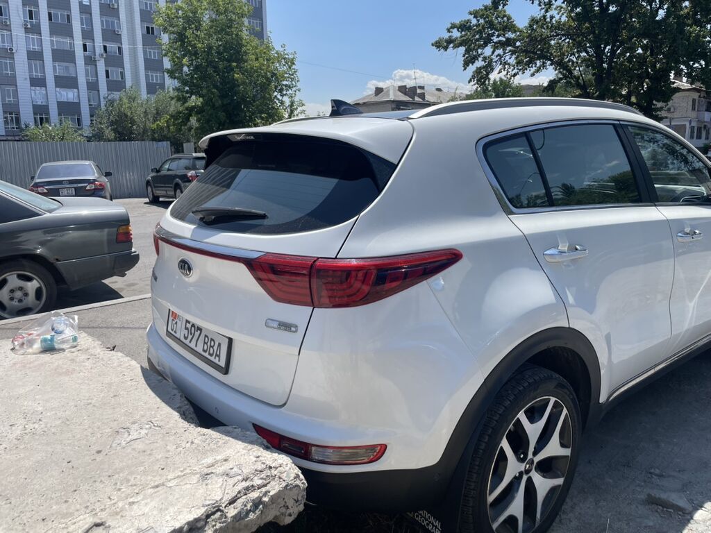 Kia Sportage: 2016 г., 2 л, Автомат, Дизель, Кроссовер: фото 4