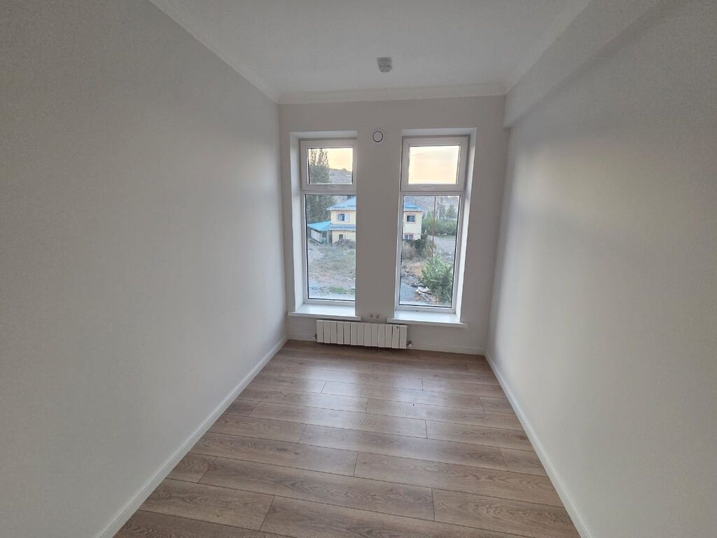 6 комнат и более, 240 м², 3 соток, Бишкек, Кок-Жар ж/м Собственник: фото 6