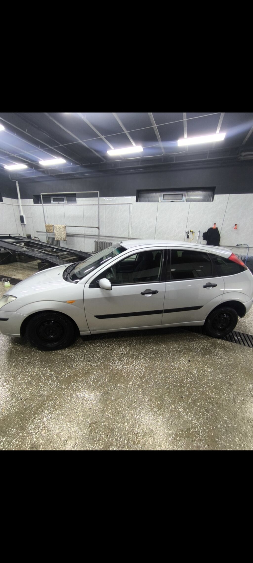 Ford Focus: 2002 г., 1.8 л, Механика, Дизель, Хэтчбэк: фото 2