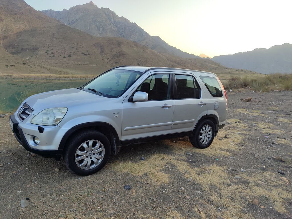 Продам Honda CR-V 2005 г., 2.0 л, автомат: фото 2