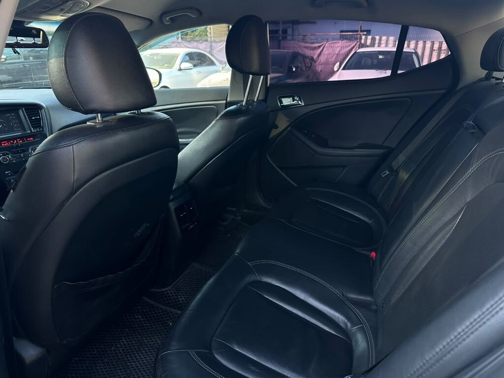 Kia Optima: 2010 г., 2 л, Автомат, Бензин, Седан: фото 6