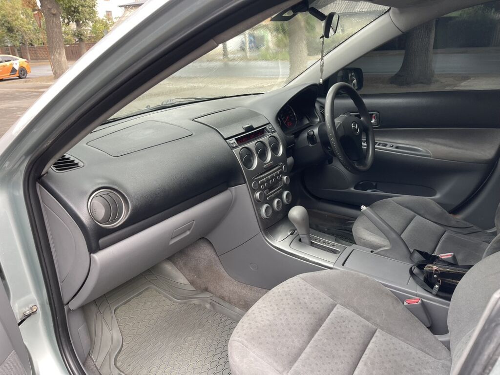 Mazda 6: 2002 г., 2 л, Автомат, Бензин, Универсал: фото 7