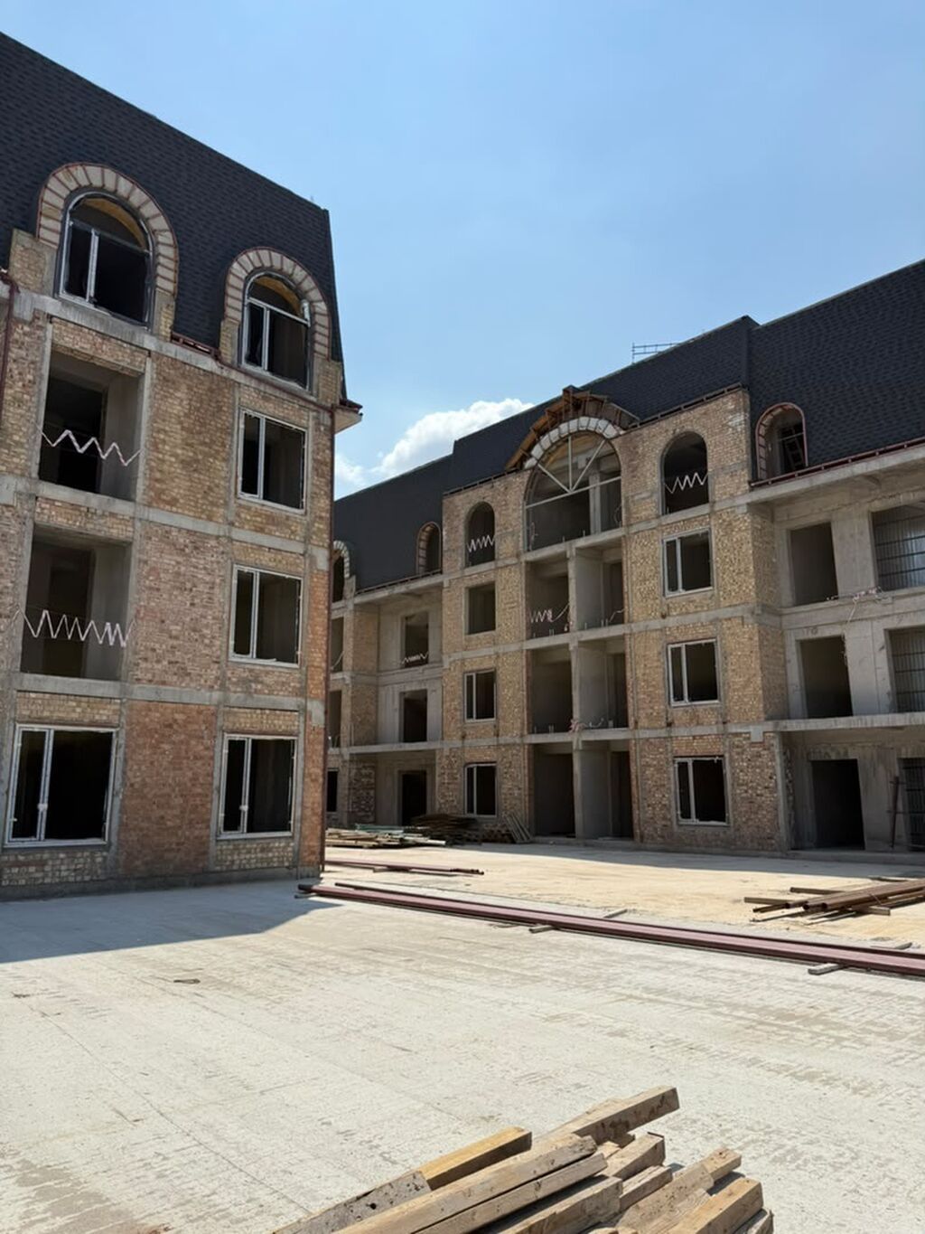 3 комнаты, 129 м², АУЦА Элитка, 4 этаж, ПСО (под самоотделку): фото 5