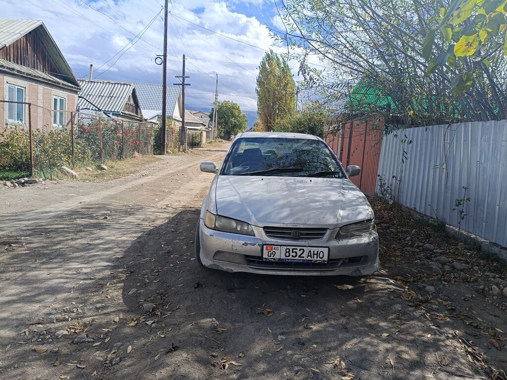 Honda Ascot: 2000 г., 0.2 л, Автомат, Бензин, Седан: фото 2