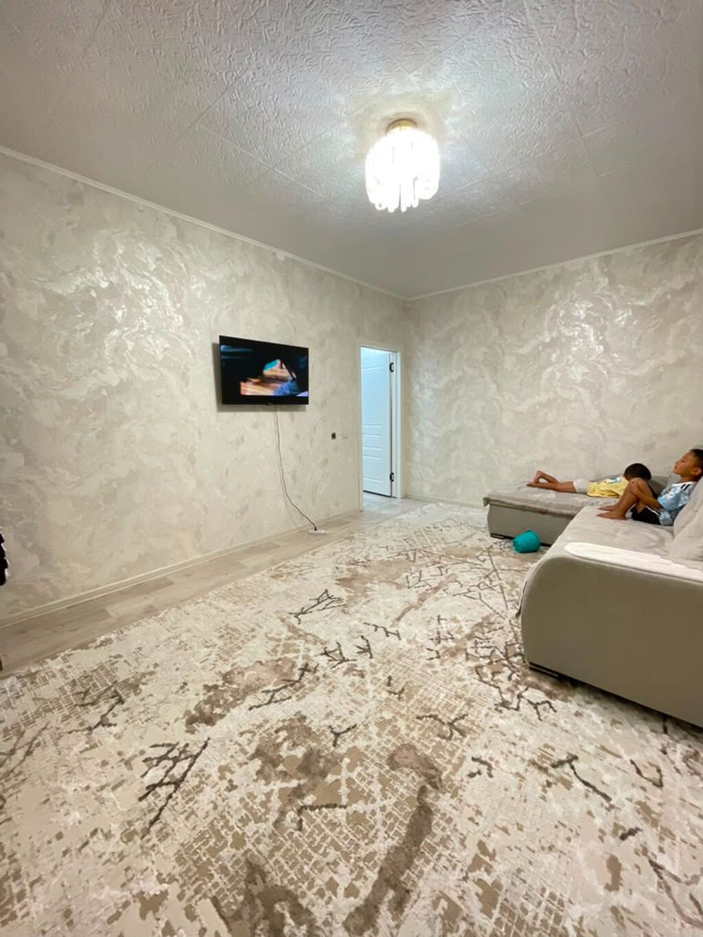 1 комната, 35 м², Кызыл Аскер 105 серия, 2 этаж, Евроремонт: фото 4