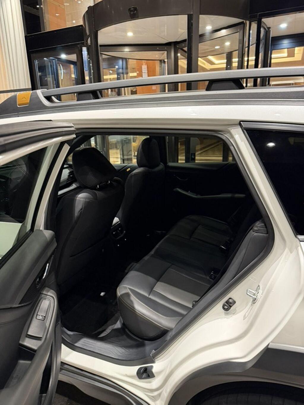 Subaru Outback: 2022 г., 2.4 л, Вариатор, Бензин, Универсал: фото 6