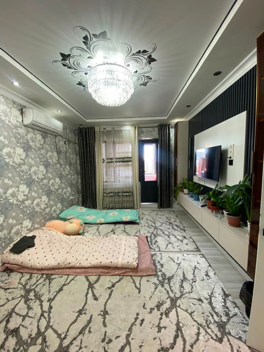 4 комнаты, 80 м², Дордой Плаза ТРЦ 105 серия, 8 этаж, Евроремонт: фото 2