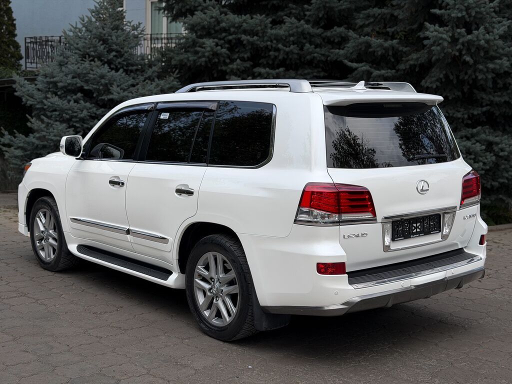 Lexus LX: 2013 г., 5.7 л, Автомат, Бензин, Внедорожник: фото 3