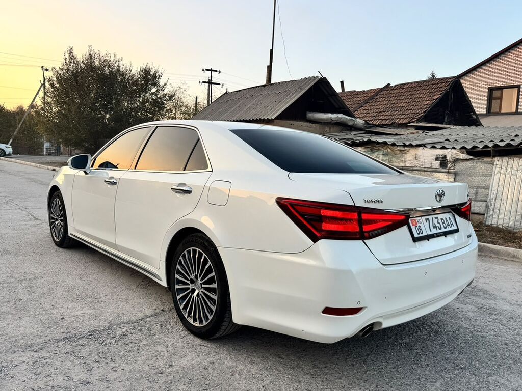 Toyota Crown: 2019 г., 2 л, Автомат, Бензин, Седан: фото 7