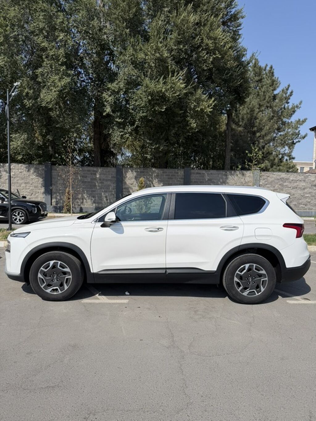 Hyundai Santa Fe: 2022 г., 1.6 л, Автомат, Гибрид, Кроссовер: фото 2