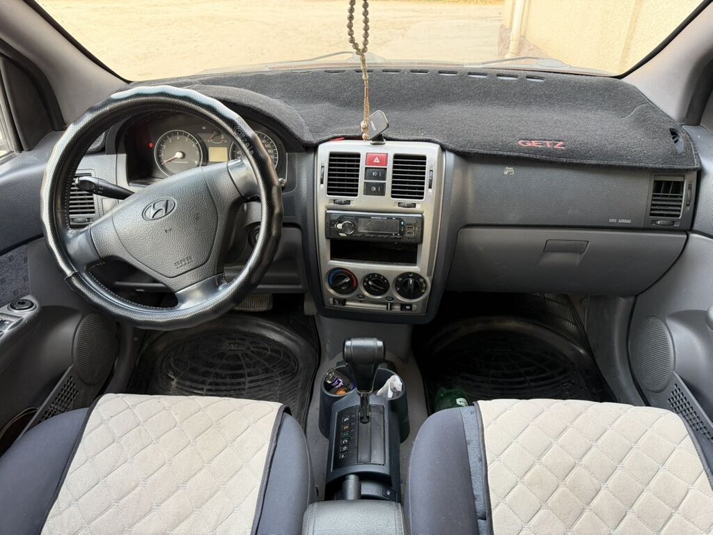 Hyundai Getz: 2002 г., 1.6 л, Автомат, Бензин, Хэтчбэк: фото 4