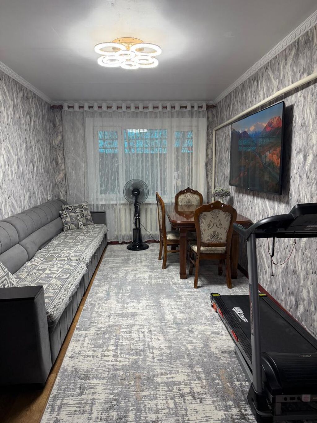 3 комнаты, 60 м², 104 серия, 1 этаж, Свежий ремонт: фото 1