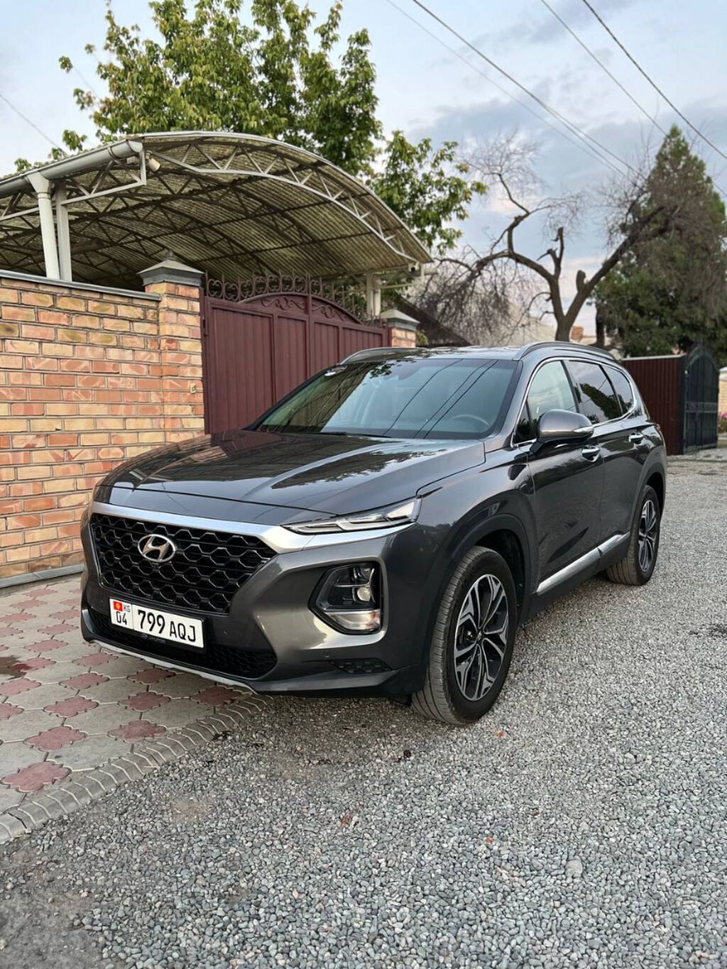 Hyundai Santa Fe: 2019 г., 2 л, Автомат, Дизель, Кроссовер: фото 4