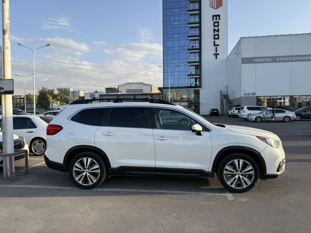 Subaru Ascent: 2018 г., 2.4 л, Автомат, Бензин, Кроссовер: фото 4