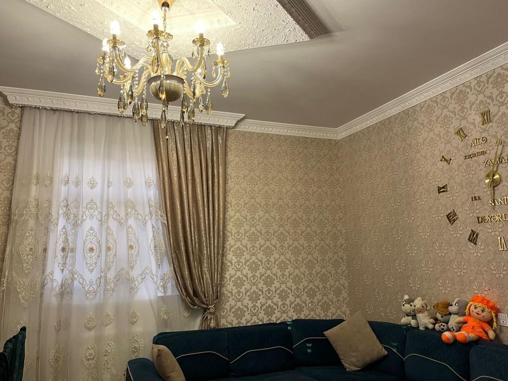 3 otaqlı, 110 kv. m, Kredit yoxdur, Orta təmir