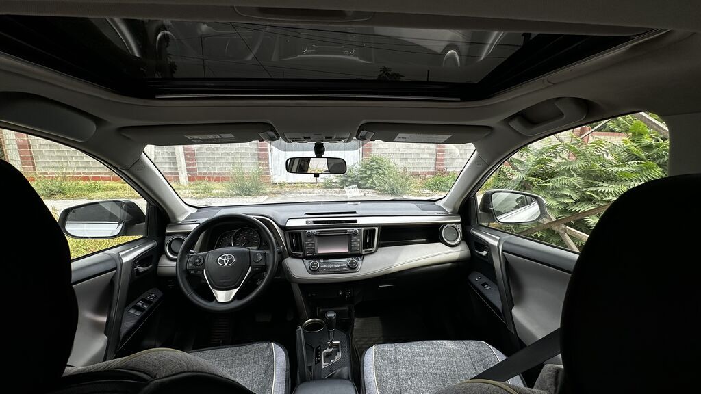 Toyota RAV4: 2014 г., 2.5 л, Бензин: фото 6