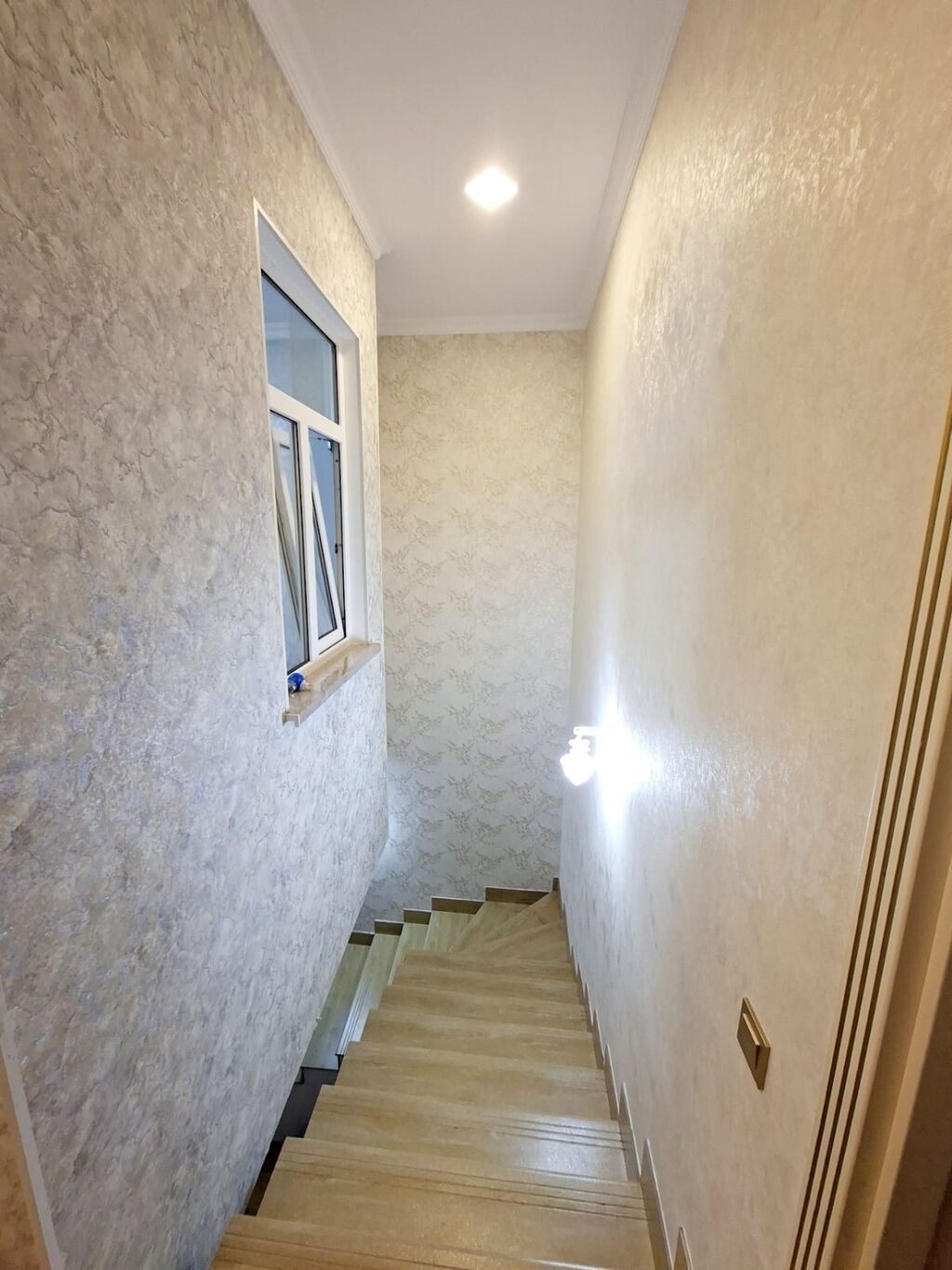 4 otaqlı, 120 kv. m, Kredit var, Yeni təmirli