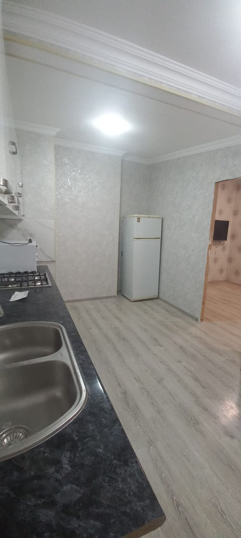 4 otaqlı, Yeni tikili, 93 kv. m