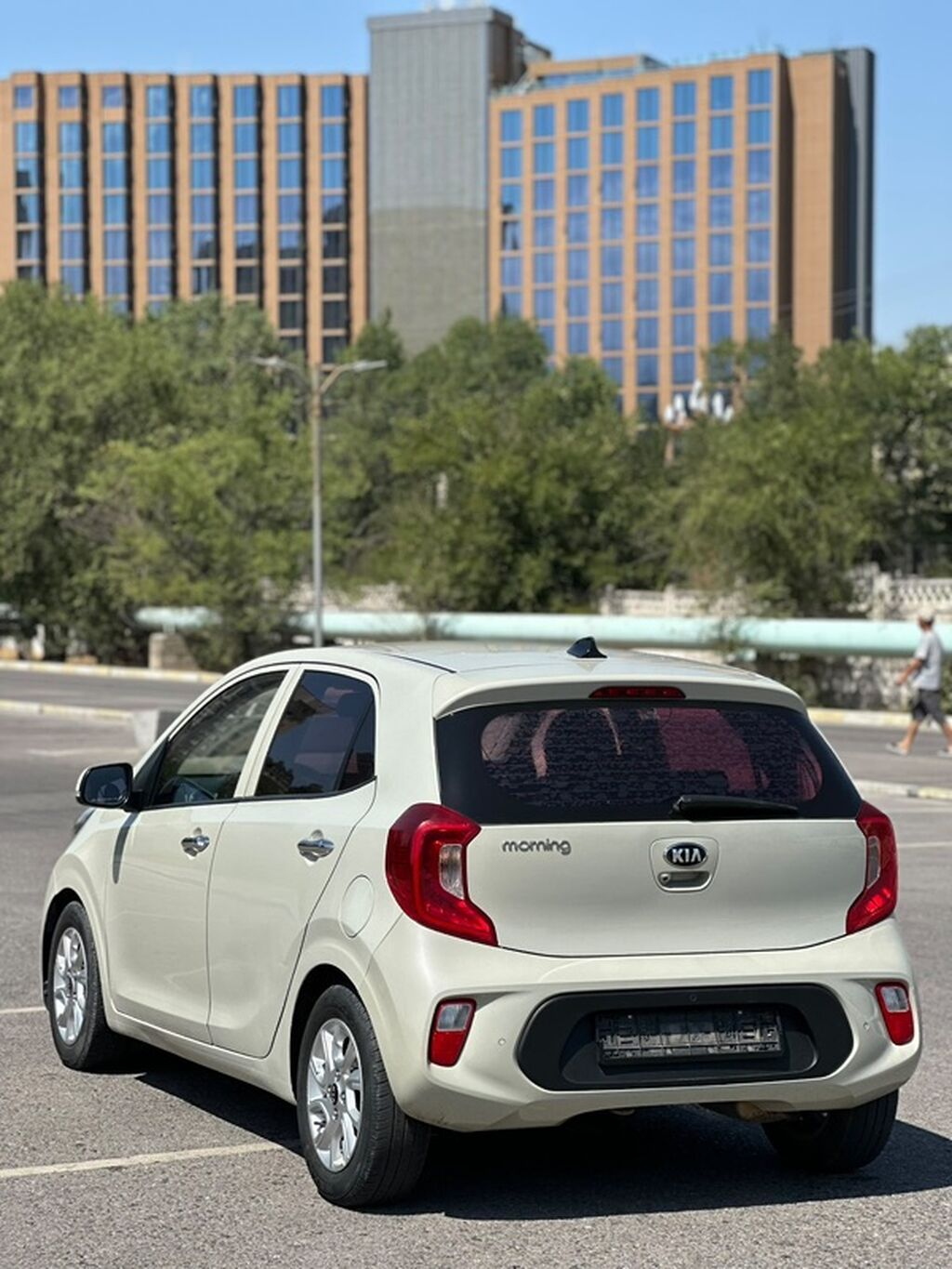 Kia Morning: 2018 г., 1 л, Автомат, Бензин, Хэтчбэк: фото 6