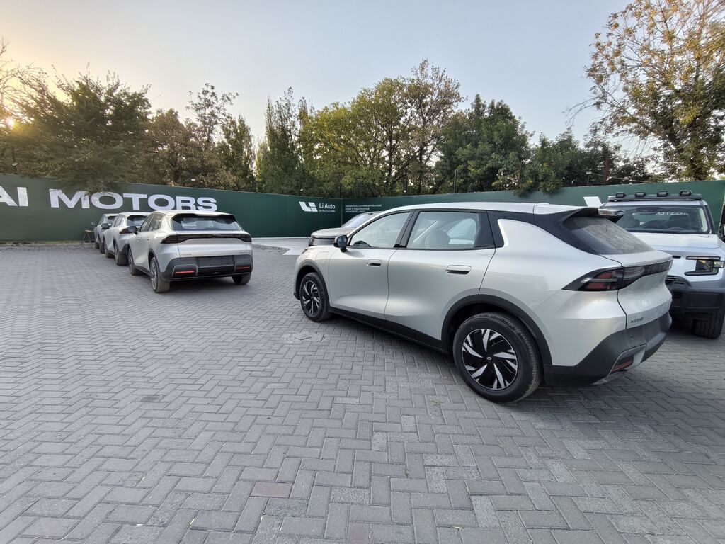 Changan Qiyuan Q05: 2026 г., 0.1 л, Типтроник, Электромобиль, Кроссовер: фото 5
