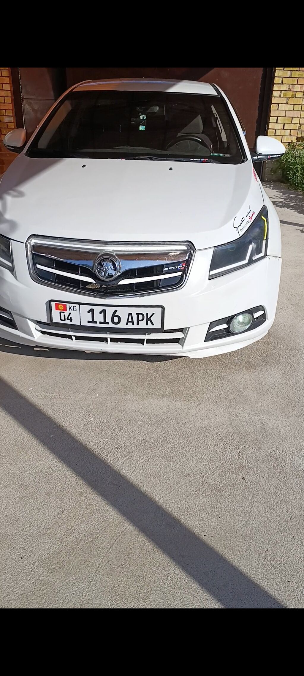 Chevrolet Cruze: 2012 г., Механика, Седан: фото 3