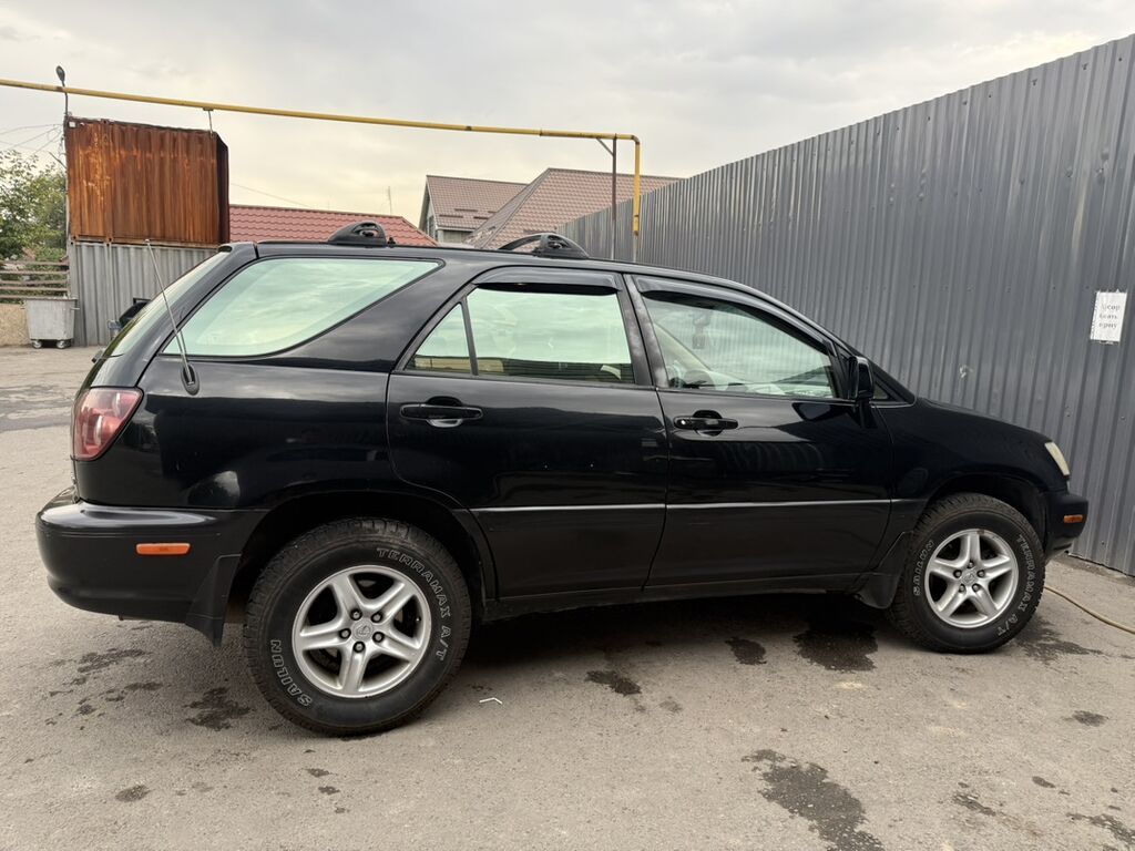 Lexus RX: 1999 г., 3 л, Бензин, Кроссовер: фото 3