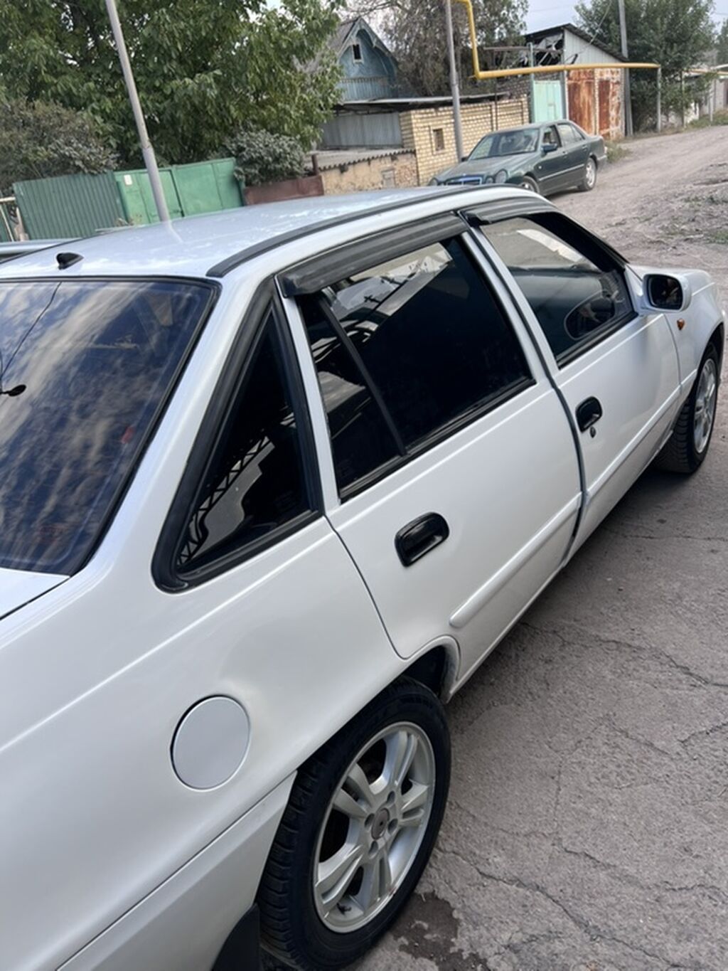 Daewoo Nexia: 2012 г., 1.5 л, Механика, Бензин, Седан: фото 4