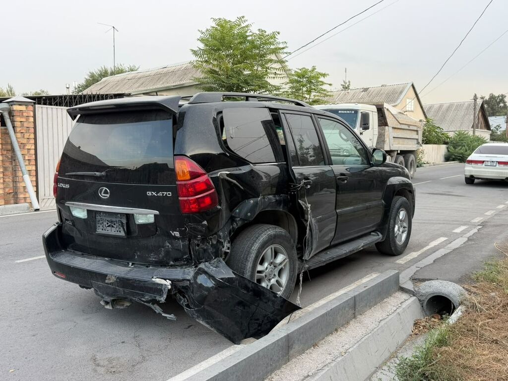 Lexus GX: 2006 г., 4.7 л, Автомат, Газ, Внедорожник: фото 2