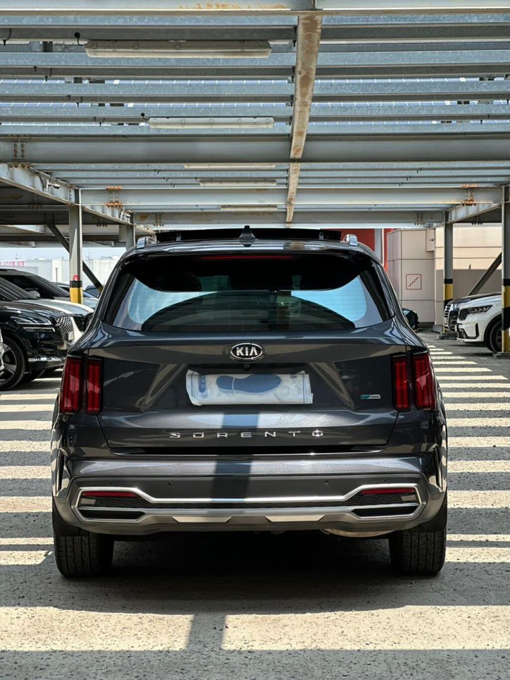 Kia Sorento 2022, кроссовер: фото 7