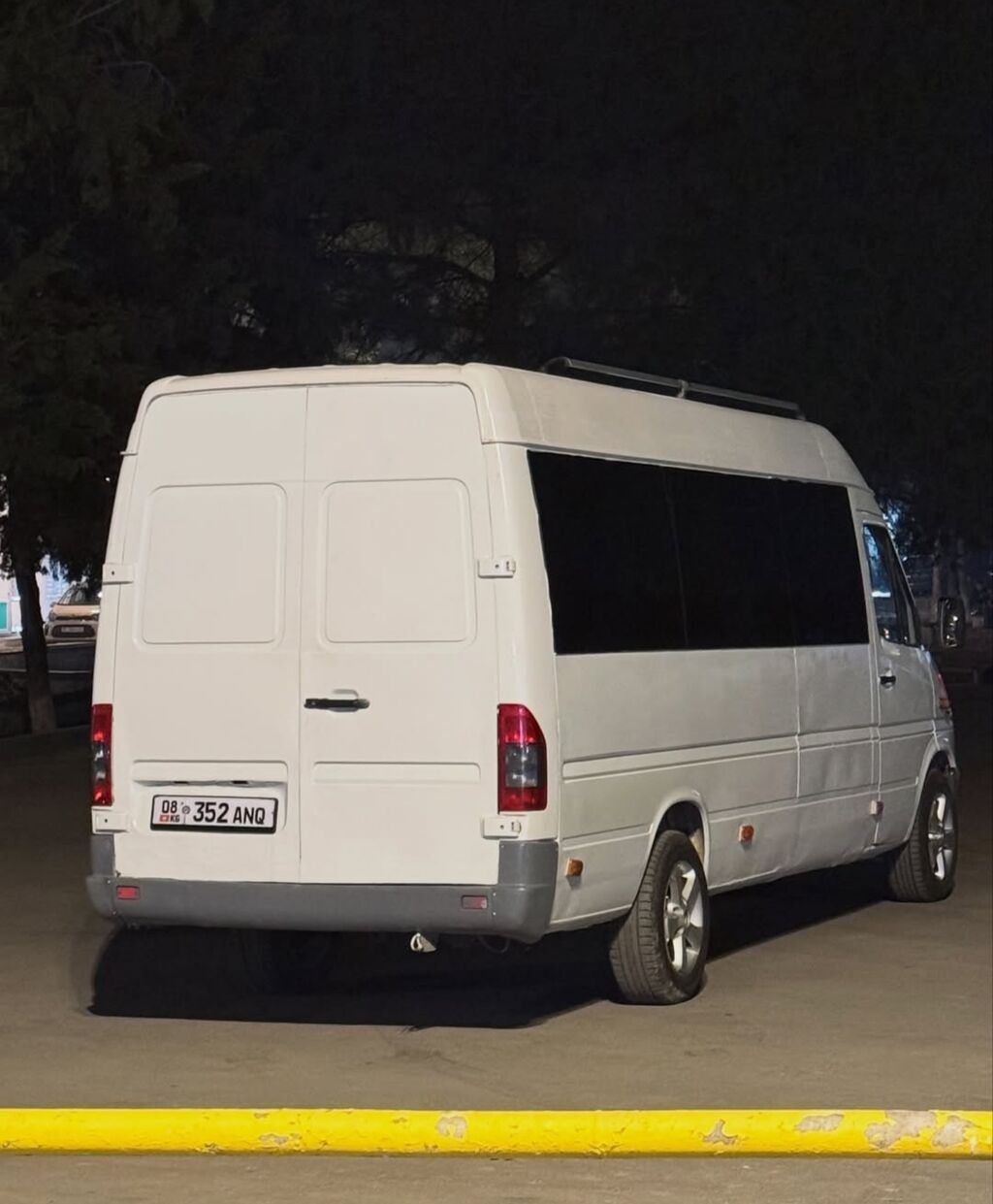 Mercedes-Benz Спринтер: 2005 г., 2.2 л, Механика, Дизель, Бус: фото 4