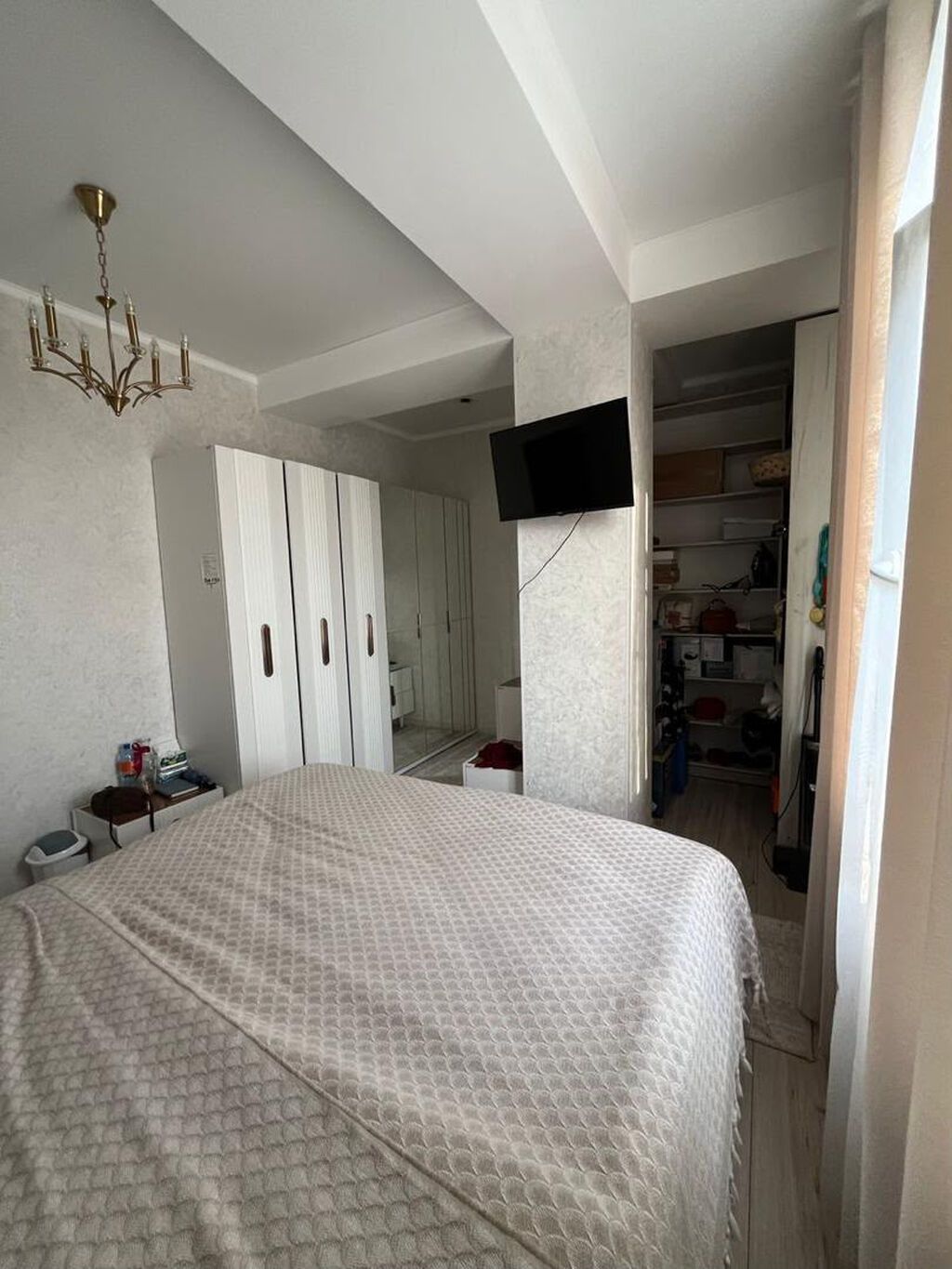 3 комнаты, 82 м², Аламедин-1 мкр 8 этаж: фото 3