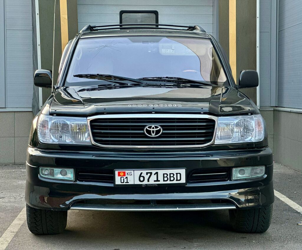 Toyota Land Cruiser: 2000 г., 4.7 л, Автомат, Газ, Внедорожник: фото 2