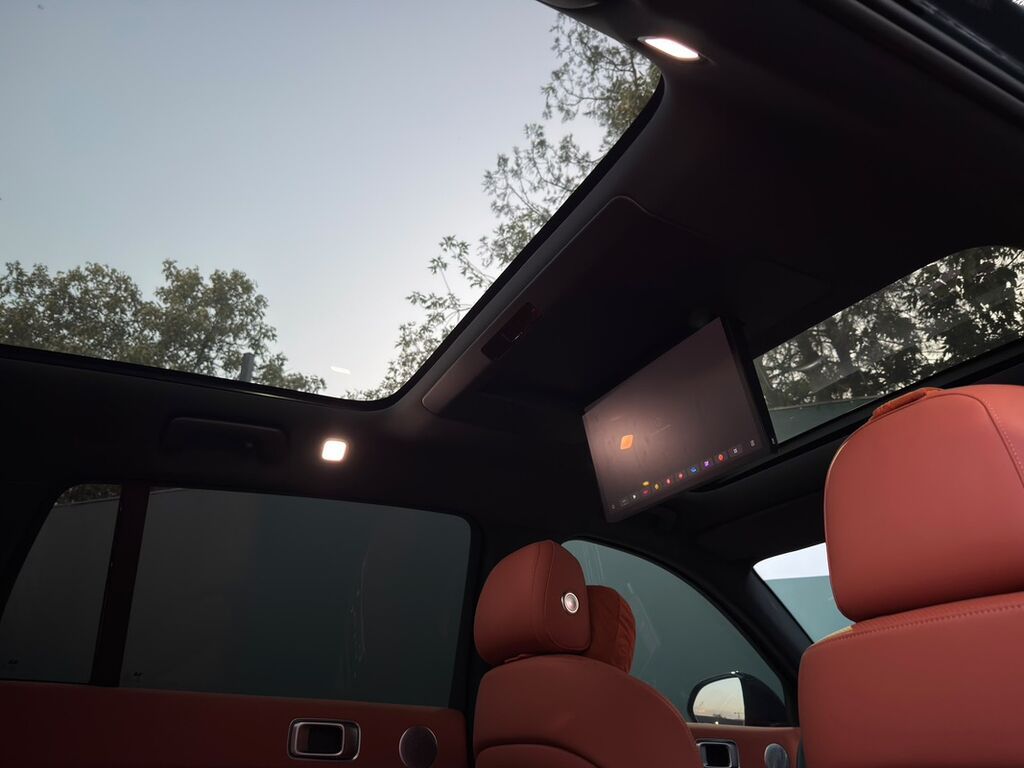 Lixiang L7: 2024 г., 1.5 л, Автомат, Электромобиль, Кроссовер: фото 5