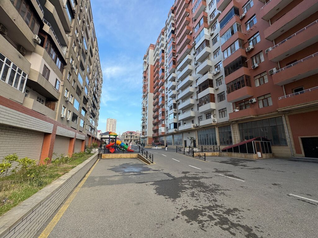 3 otaqlı, Yeni tikili, 107 kv. m