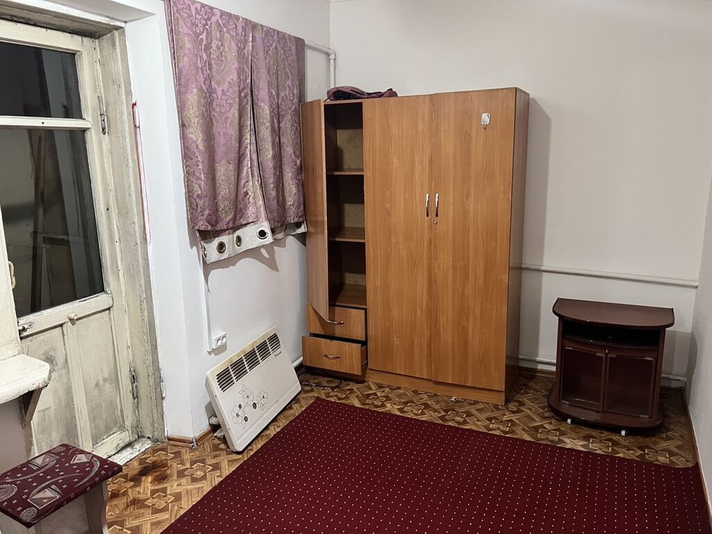 КВ Бир комната биросундо озубуз жашайбыз балдар условия жакшы Район