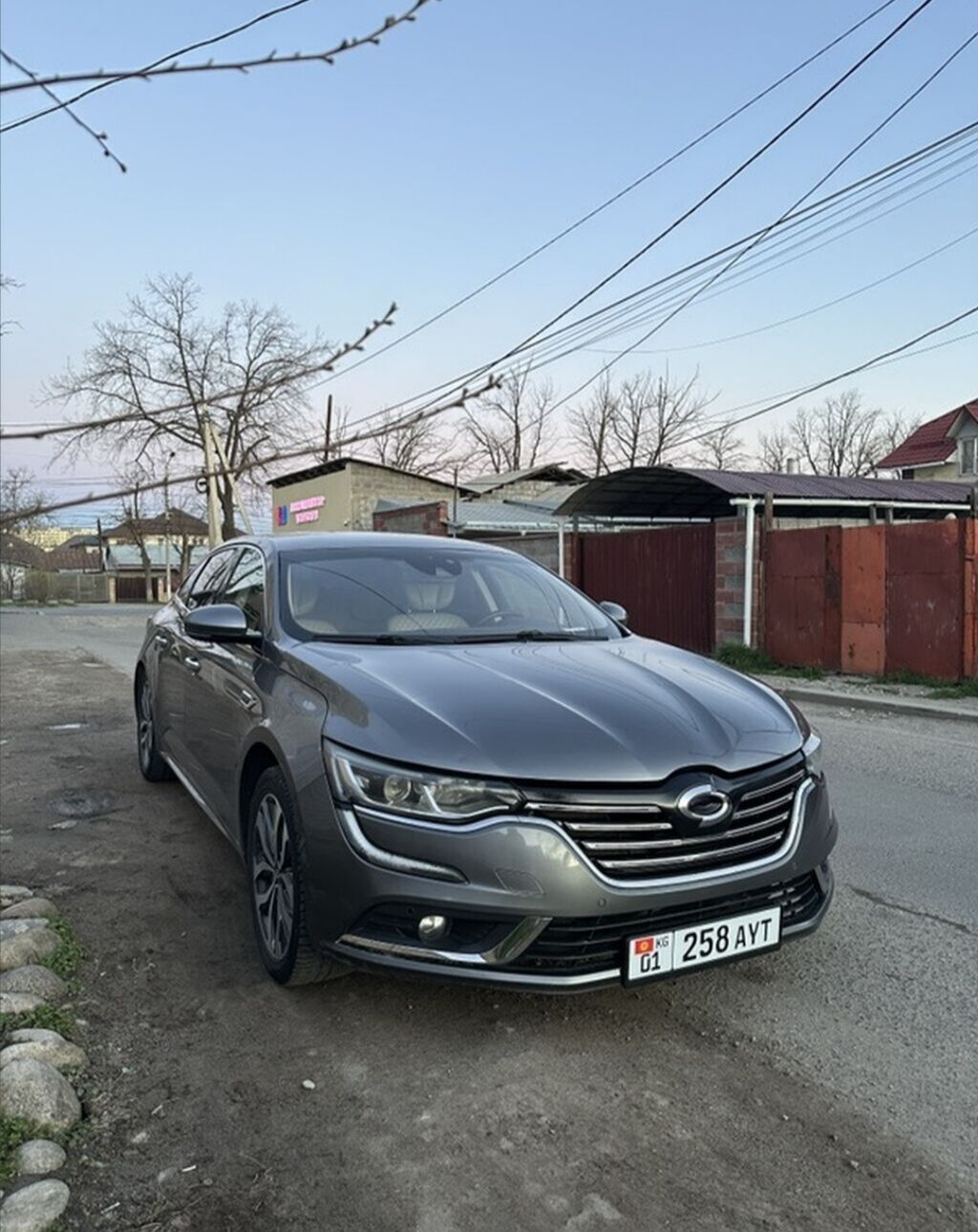 Renault SM6: 2016 г., 2 л, Автомат, Газ, Седан: фото 8