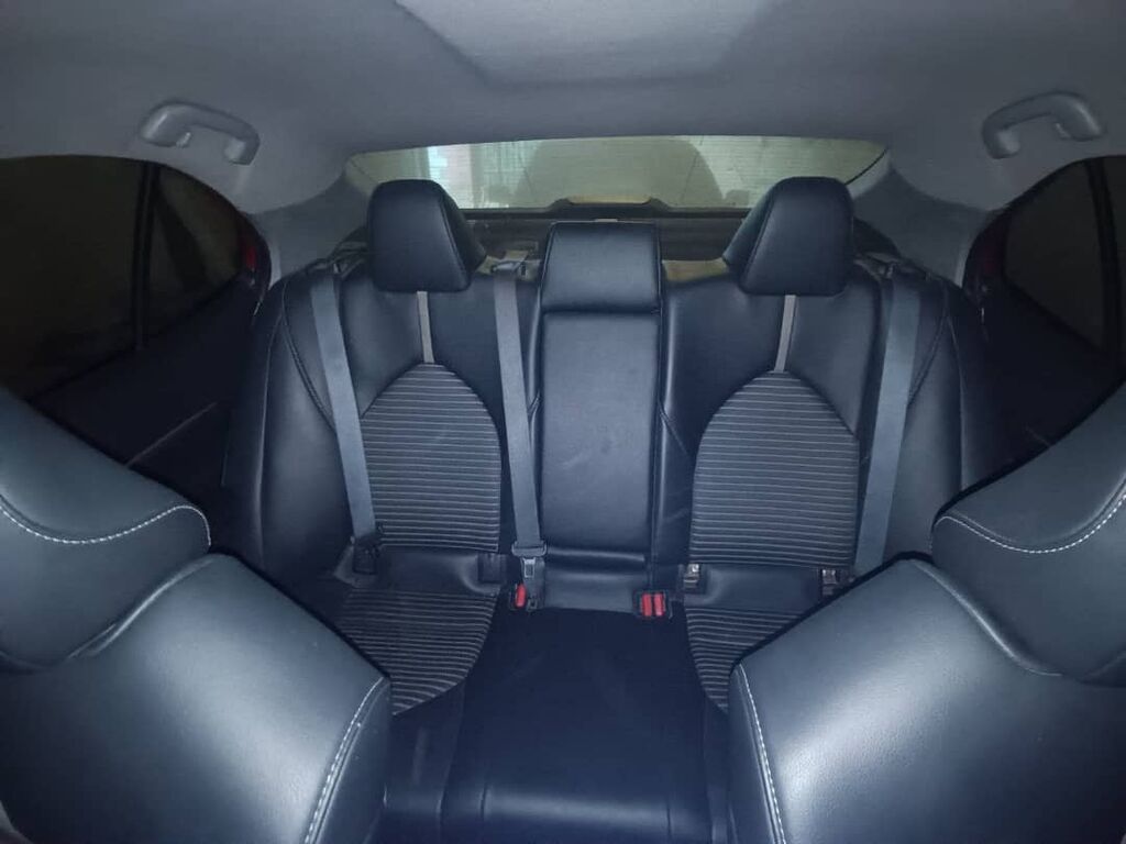 Toyota Camry: 2020 г., Автомат, Седан: фото 4