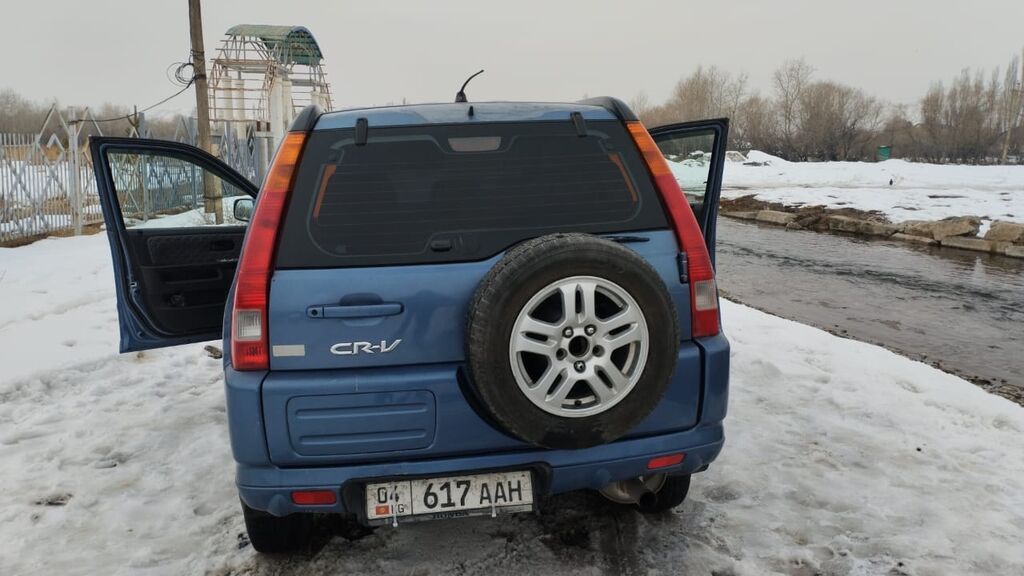 Honda CR-V: 2003 г., 2 л, Механика, Кроссовер: фото 2