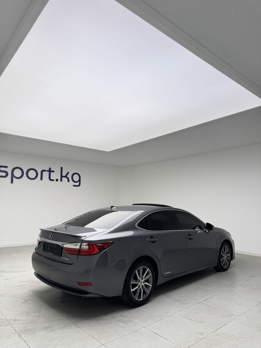 Lexus ES: 2017 г., 2.5 л, Автомат, Гибрид, Седан: фото 6