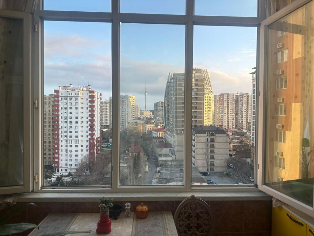 3 otaqlı, Yeni tikili, 107 kv. m