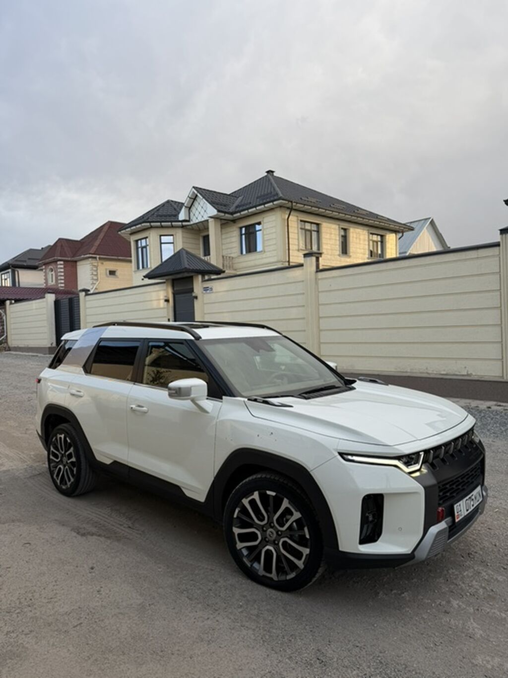Ssangyong Torres: 2022 г., 1.5 л, Автомат, Бензин, Кроссовер: фото 2