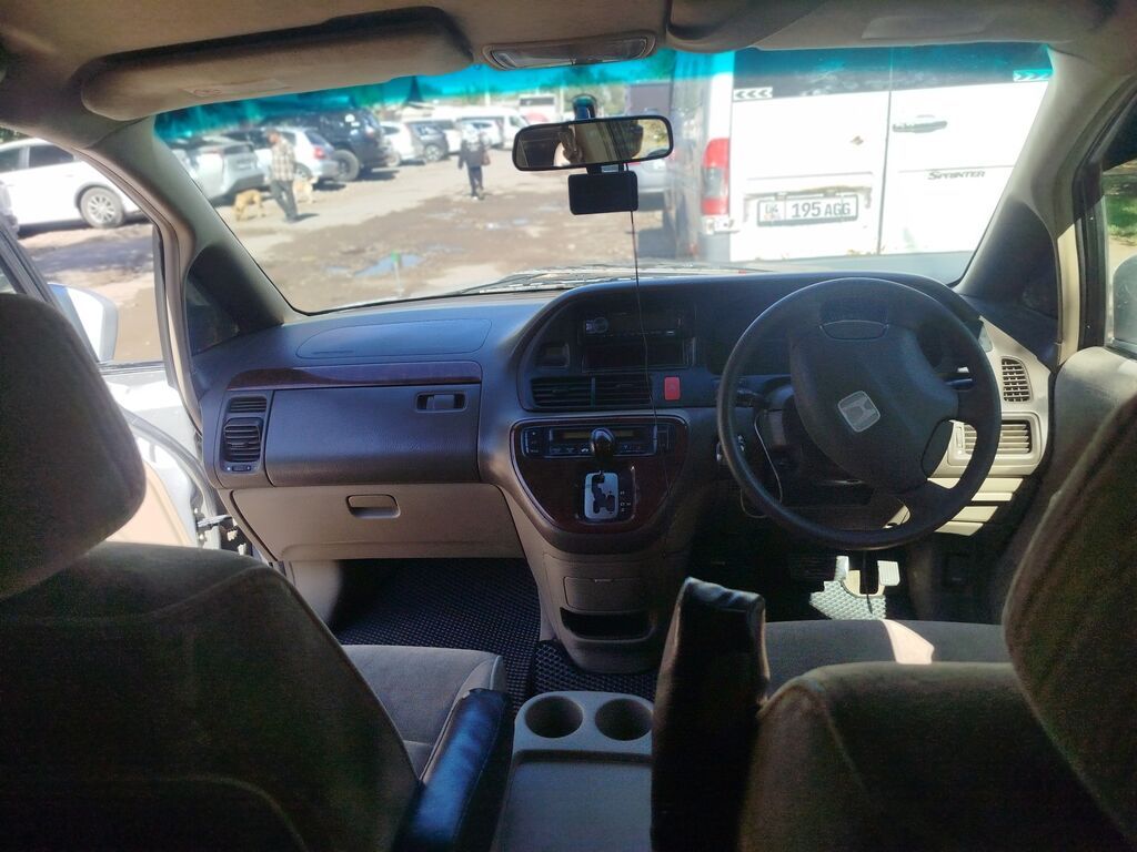 Honda Odyssey: 2001 г., 2.3 л, Типтроник, Бензин, Универсал: фото 8